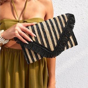 NWOT Striped Pattern Fringe Trim Straw Bag